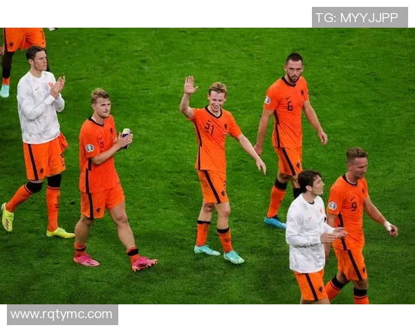 荷兰足球明星推荐与分析 各大赛事中的关键球员表现解析