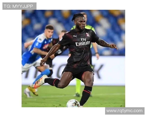 足坛巨星女友绯闻再掀风波 豪门爱情故事引爆球迷热议